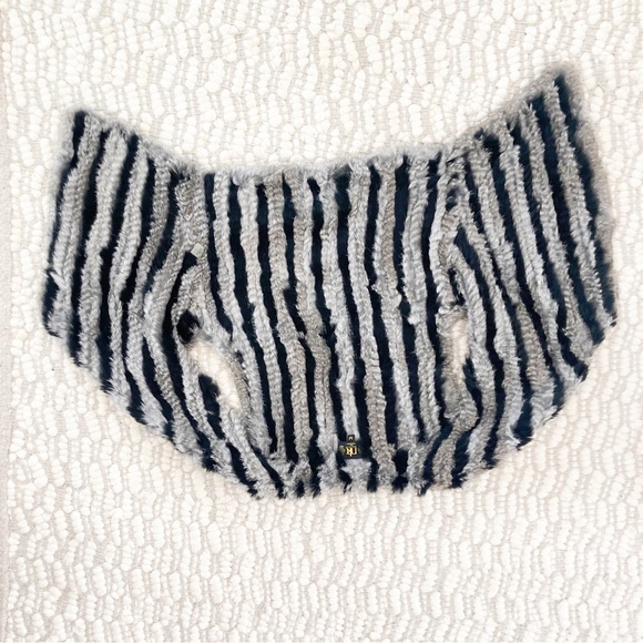 100% Rabbit Fur Vest - Picture 3 of 7